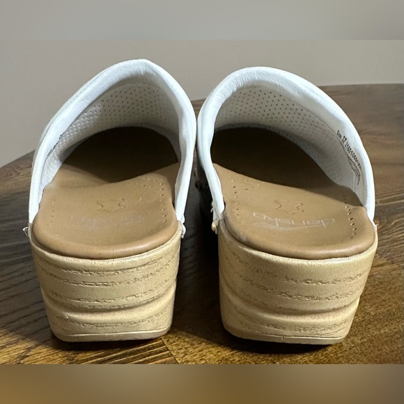 Dansko White Perforated with studs Mules with Tan Soles. New without box - Picture 6 of 7